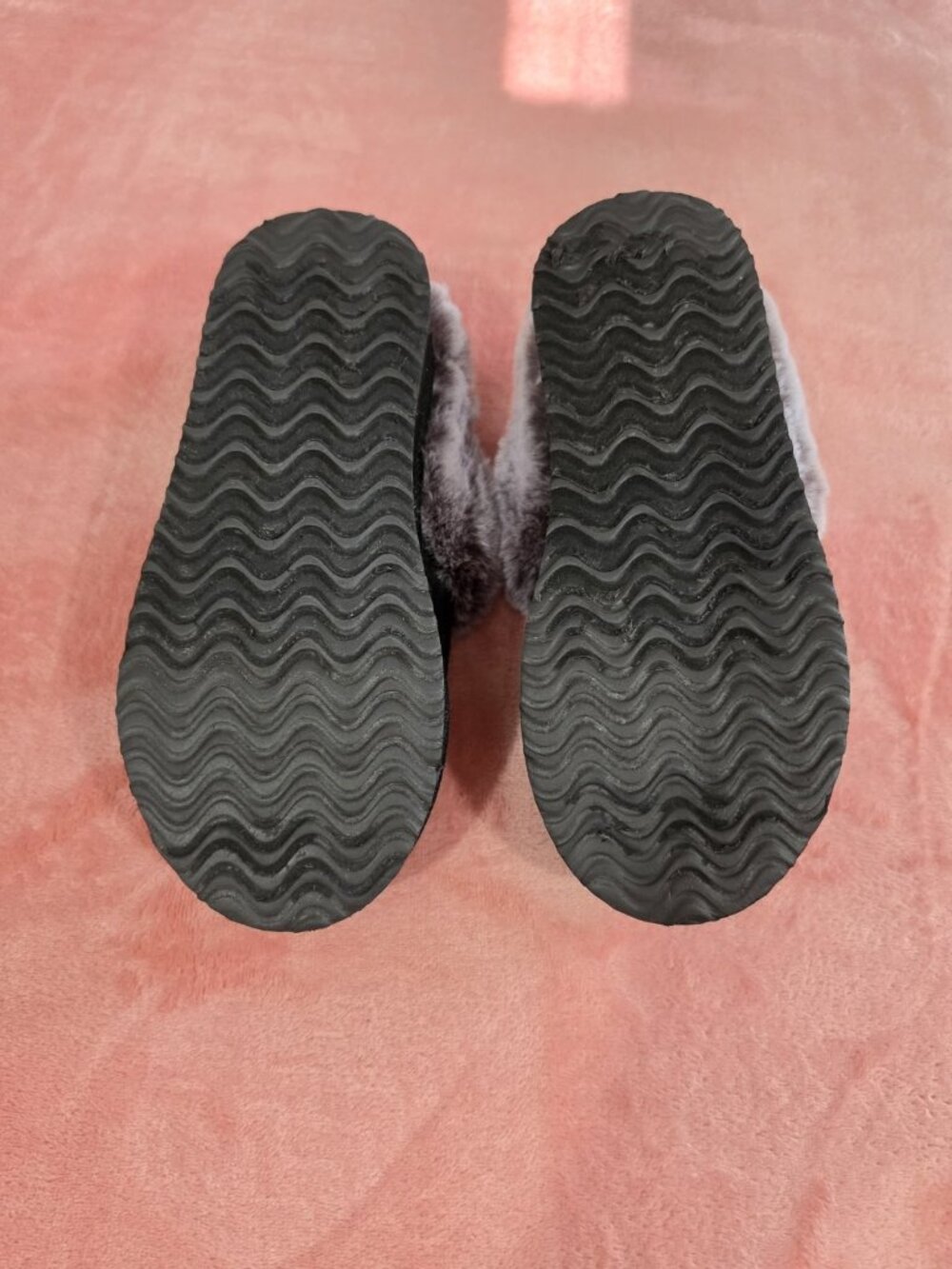 Jessica Simpson Women’s Slip-On Slippers Faux Fur Trim Black/Gray US 7 - Picture 8 of 8